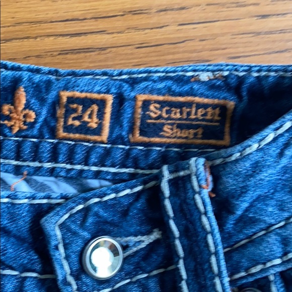 Rock Revival Scarlett shorts size 24 - Picture 3 of 4